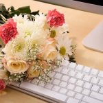 Why should we choose online delivery for flowers?